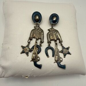 Vintage Western Cowboy Metal Dangle Earrings!  So cool
